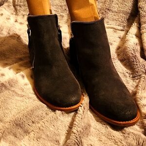 Dolce Vita sz 10 ankle boots gray